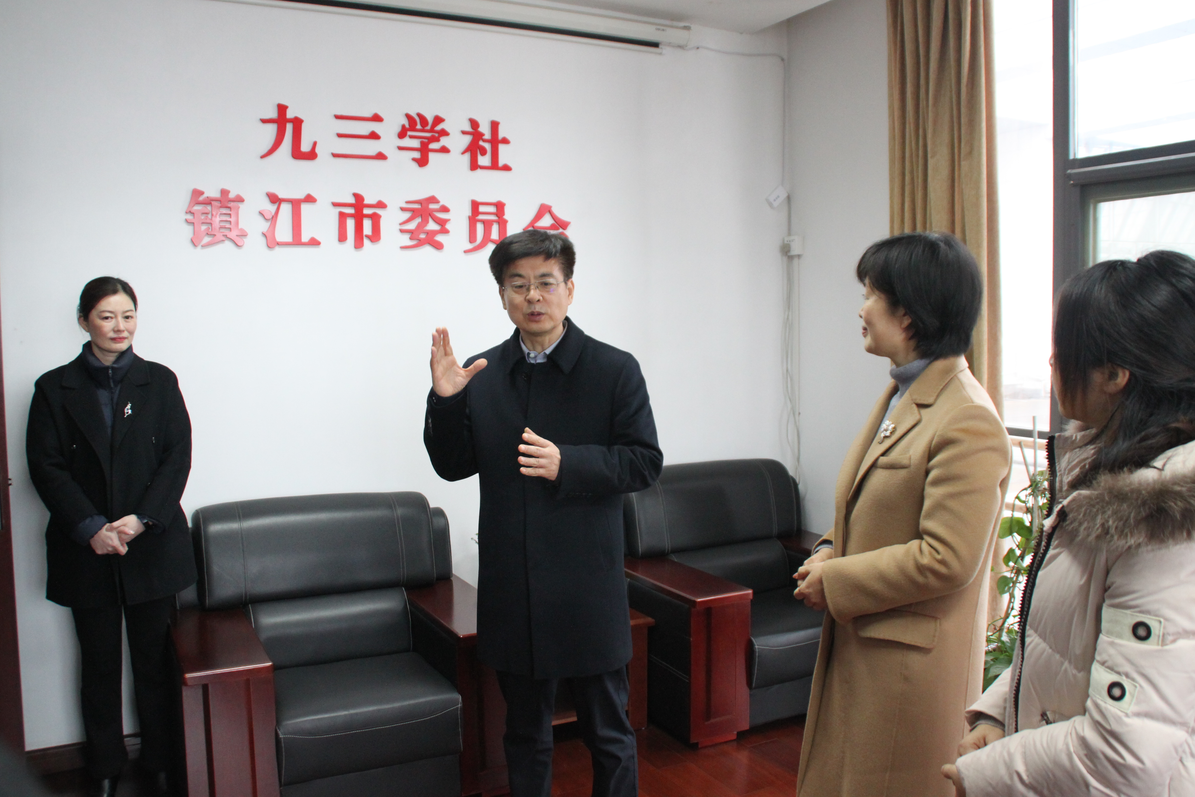 中共镇江市委副书记、统战部长巩海滨走访365dni是真的吃吗_365体育投注软件下载_今日之时365天第二季镇...